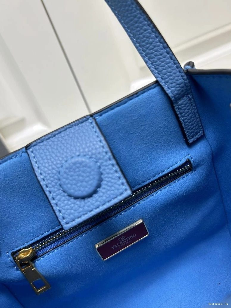 Shopping Valentino 81950 Bright Bags 0822